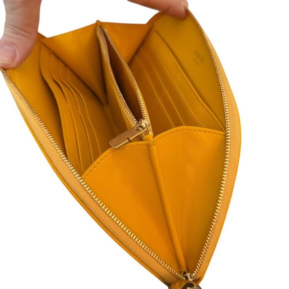 Burberry Women's Mimosa Orange Leather Large Shield Wallet - Picture 4 of 16